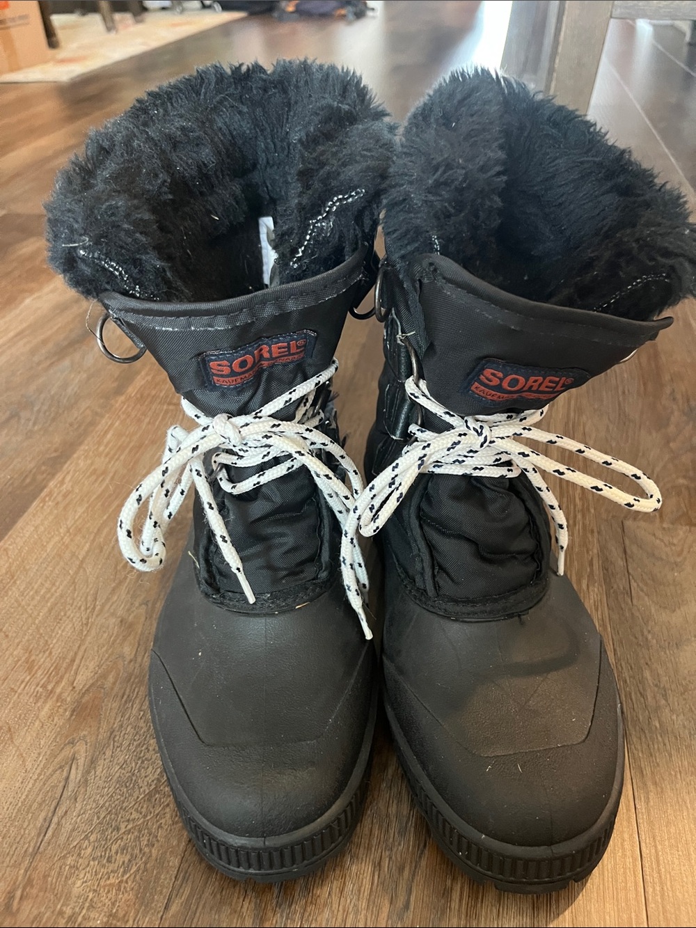 Sorel SZ 6 Women’s winter boots.  
Great condition.